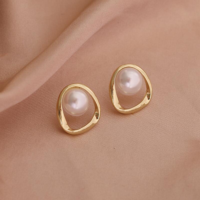 Anting Tusuk Sterling Silver 925 Desain Geometri Asimetris Hollow Hias Mutiara Ala Korea Untuk Wanita