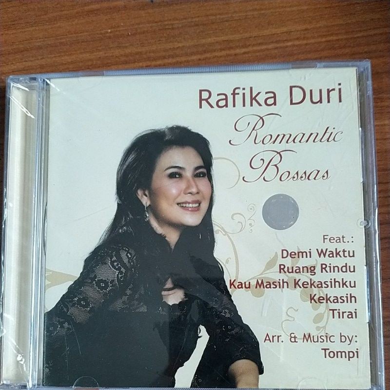 CD Rafika Duri - Romantic Bossas. Pop Nostalgia