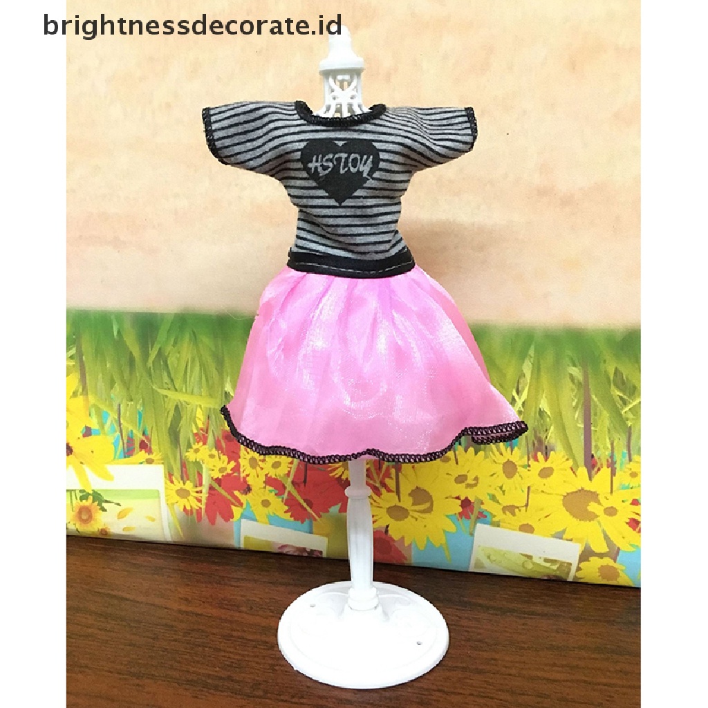 Gantungan Baju Bahan Plastik Untuk Boneka