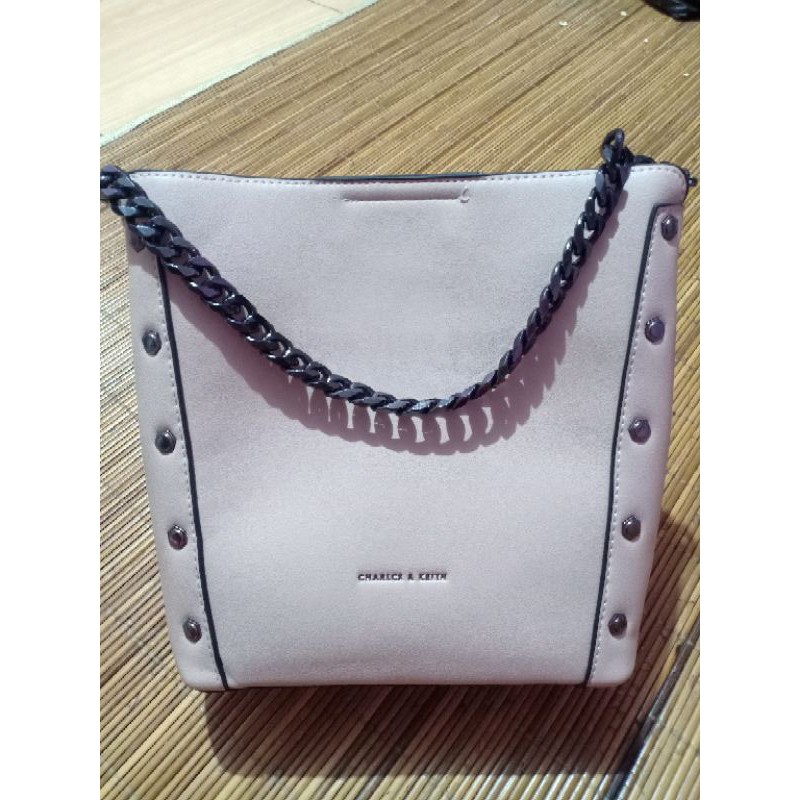 Sale Tas CK warna cream rantai