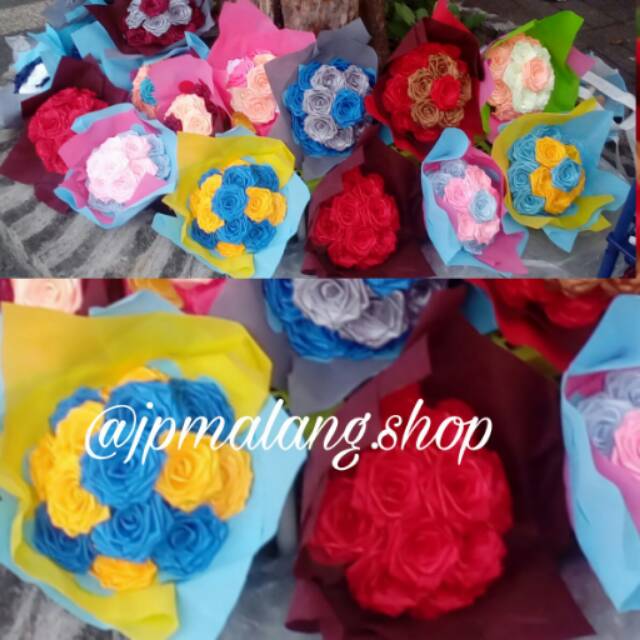 

Buket pita satin medium M