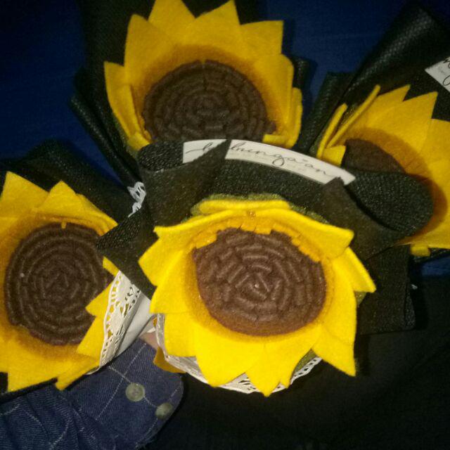 Single Sunflowers
