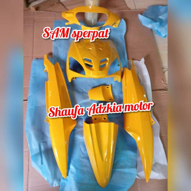 Cover body bodi alus mio sporty kuning 2005