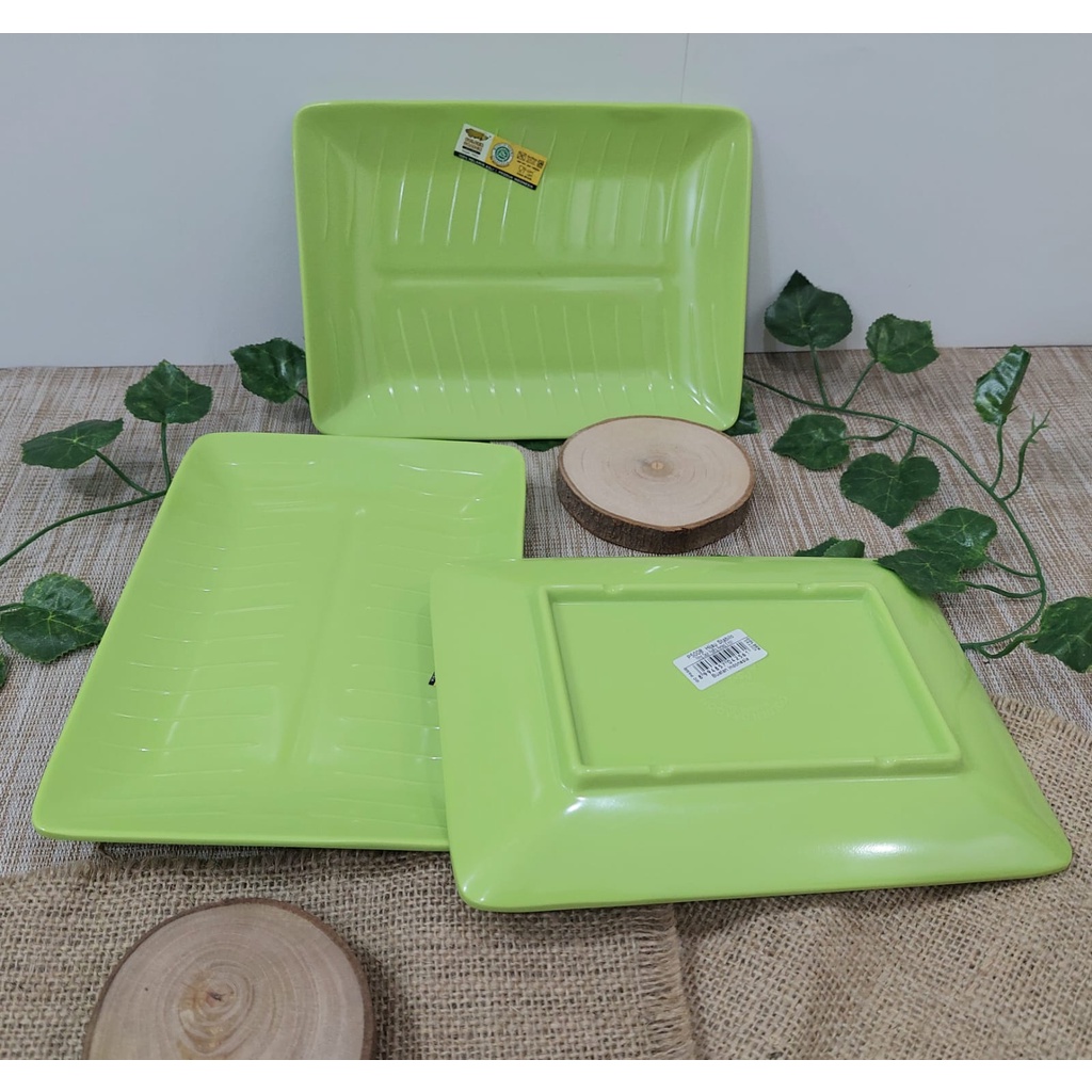 

GOLDEN DRAGON Piring MELAMIN Daun Pisang PERSEGI P5008 (3 PCS) Hijau Stabilo