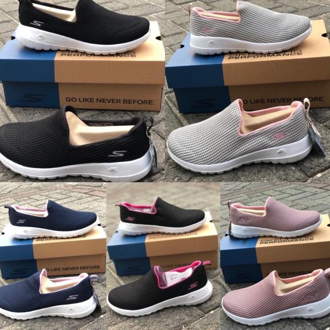 Sepatu Skechers Gowalk Joy Centerpiece Women