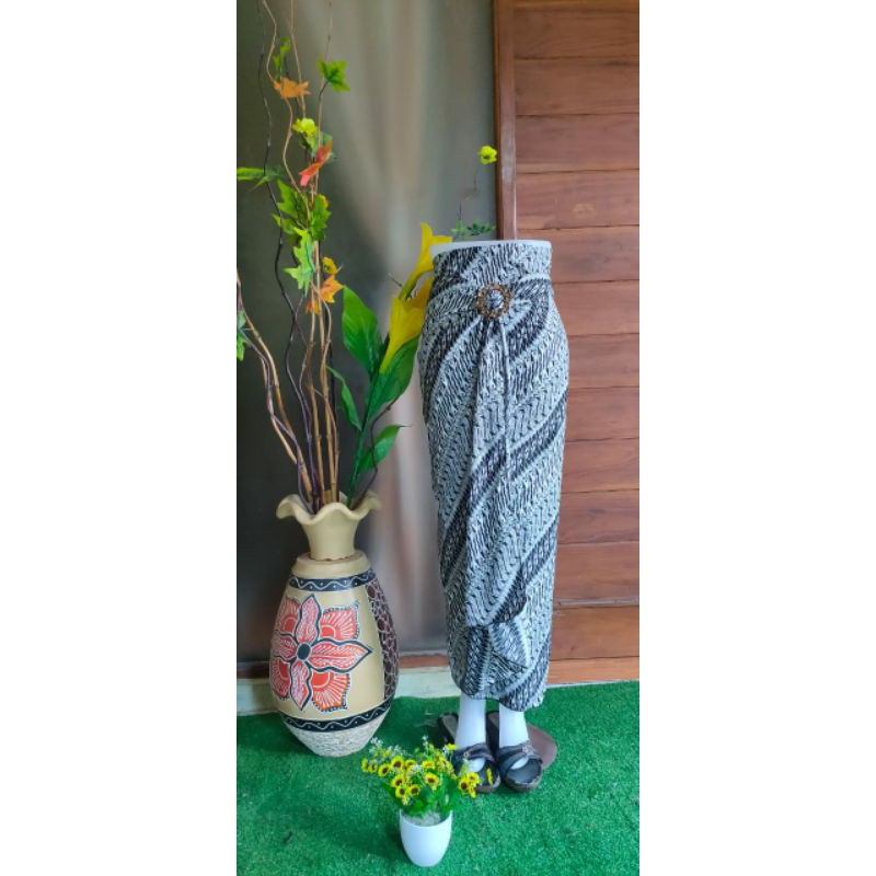 WM>ROK LILIT GESPER/ROK SERUT / ROK COUPLE /ROK KONDANGAN-Parang hitamputih