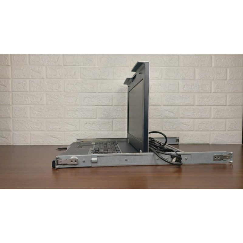 LCD KVM TFT 7600 KIT Konsol 18.5in  Like New Termurah