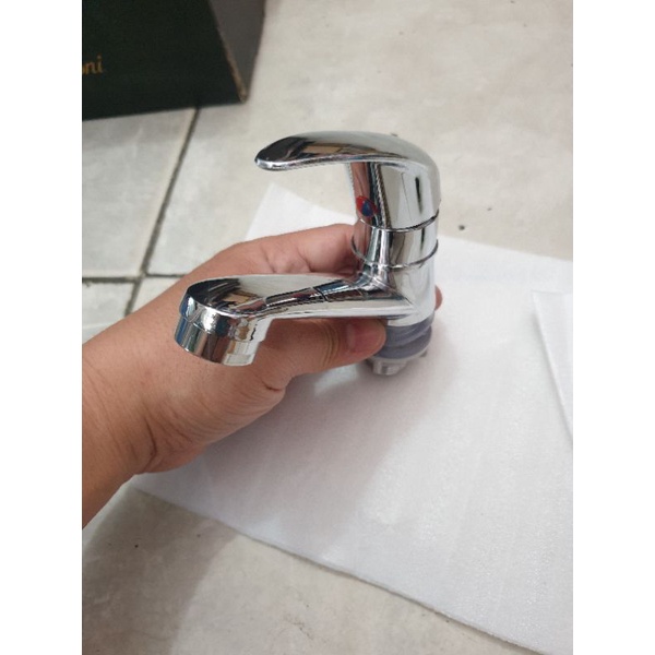 Kran wastafel hitam black / chrome promo murah