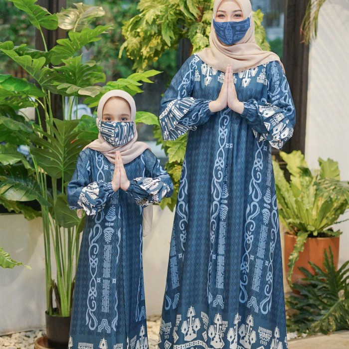 Set-Family-Muslim-Busana- Gamis Couple Ibu Dan Anak Azka Maxi Motif/Fashion Muslim Terbaru - Salem