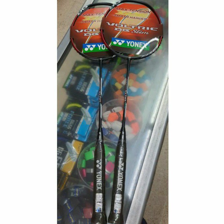 RAKET BADMINTON YONEX VOLTRIC 0.7 DG SLIM/MAX TENSION 35LBS SMASH HARDER/HEAD HEAVY BALANCE/ORIGINAL