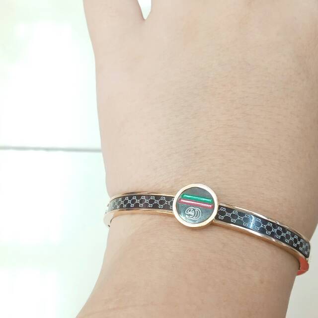 Gelang gucci keramik hitam titanium