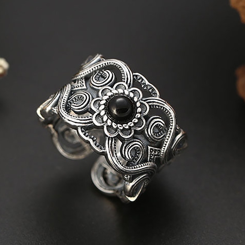 2021 Cincin Wanita Model Terbuka Desain Bunga hollow Hias zircon Hitam Gaya Retroelegan adjustable