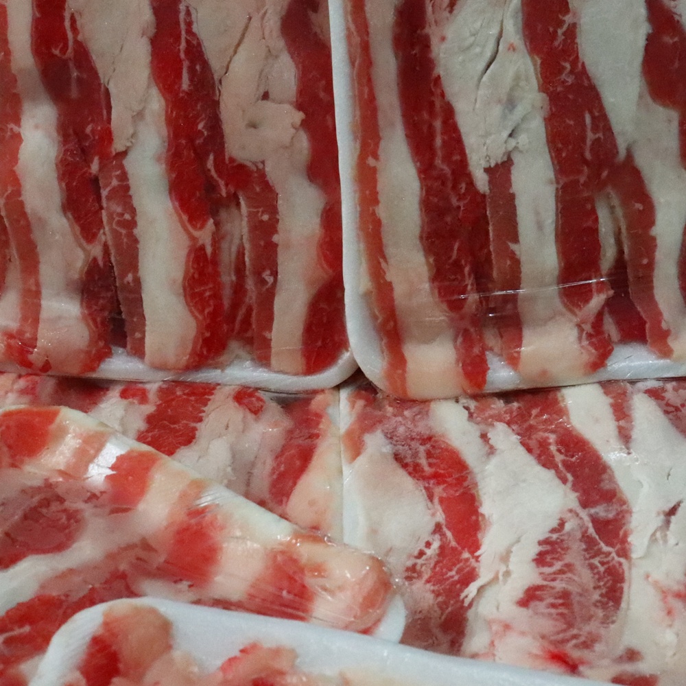 

Sapi Iris Gurih oléh #KOKINA® Halal الحمد لله