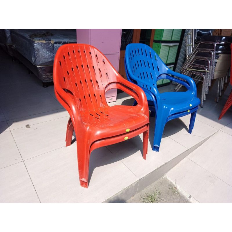 Kursi Malas Santai Murah - Kursi Plastik Santai - RANDOM