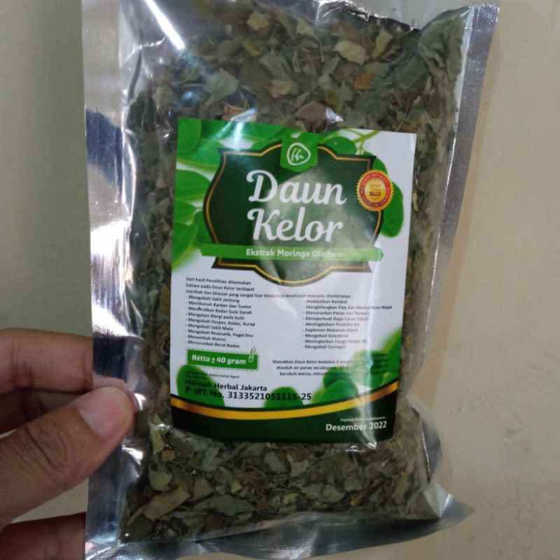

TEH DAUN KELOR minuman herbal berkhasiat kaya manfaat untuk mengobati berbagai masalah kesehatan