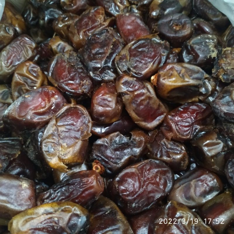 

KORMA KHALAS MESIR GOLDEN VALLEY TERMURAH