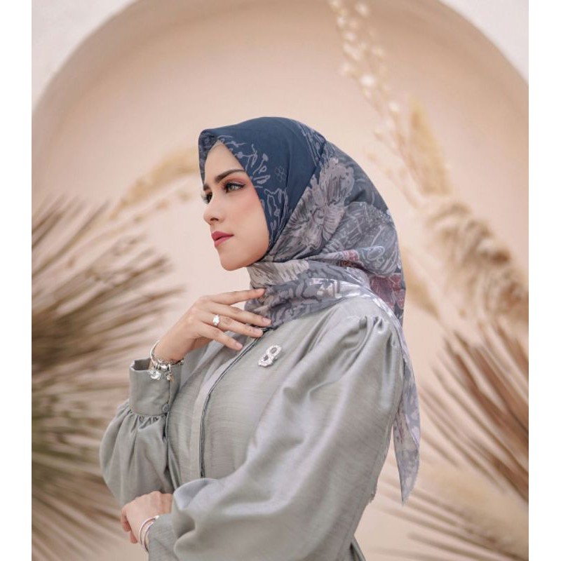 buttonscarves farsha navy preloved