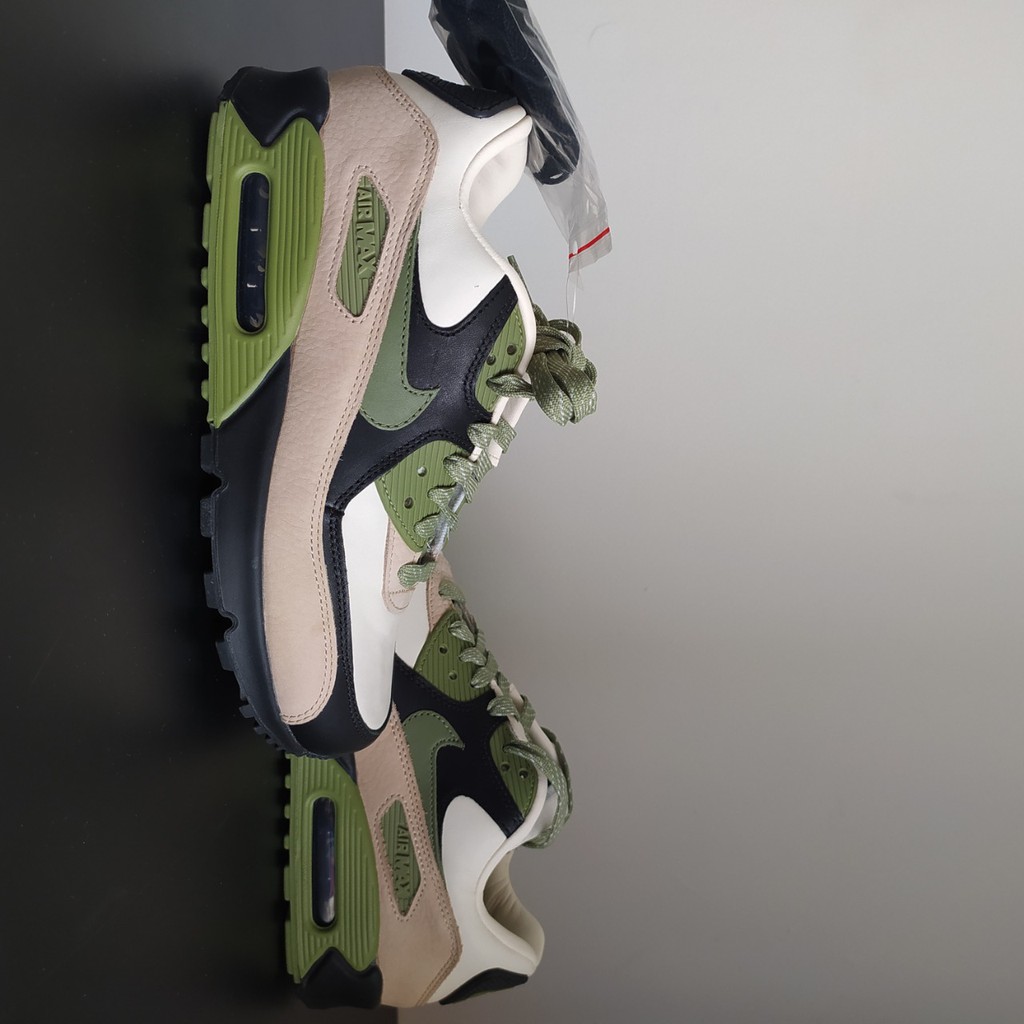 Nike Air Max 90 Lahar Escape