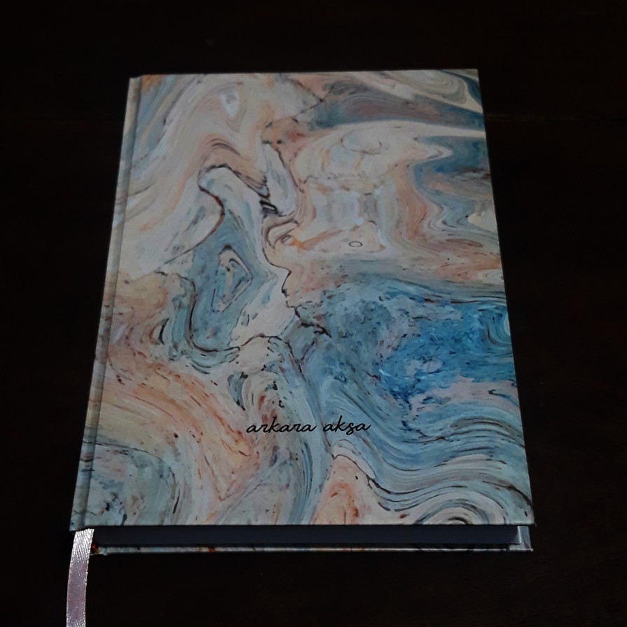

Aksara Custom Book A5 200 Lembar