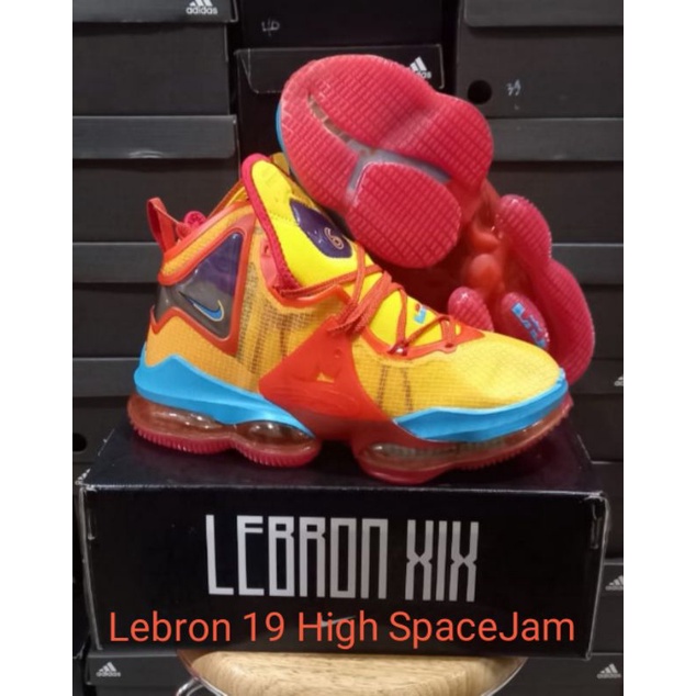Lebron 19 High SpaceJam