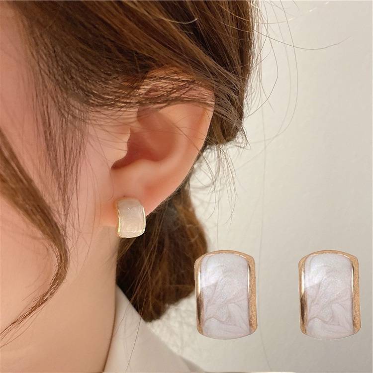 1 Pasang Anting Stud Bentuk Geometris Gaya Elegan Minimalis Untuk Wanita