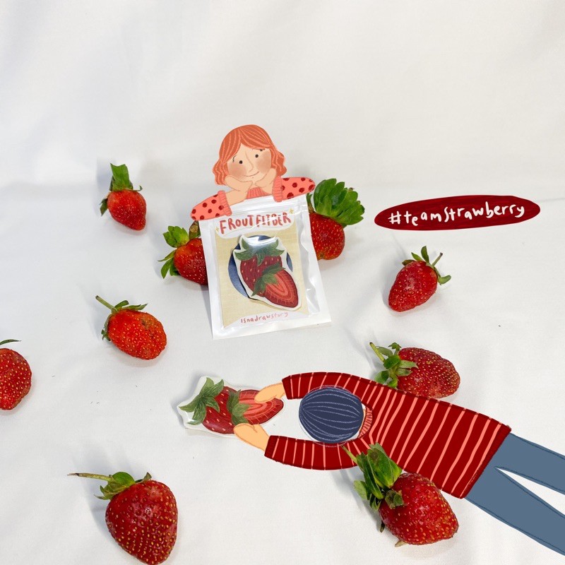 

Handmade Acrylic Pin Froutfitber Strawberry