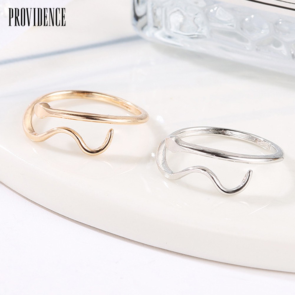 Providence Fashion Adjustable Water Wave Ripple Finger Ring Party Jewewlry Decor