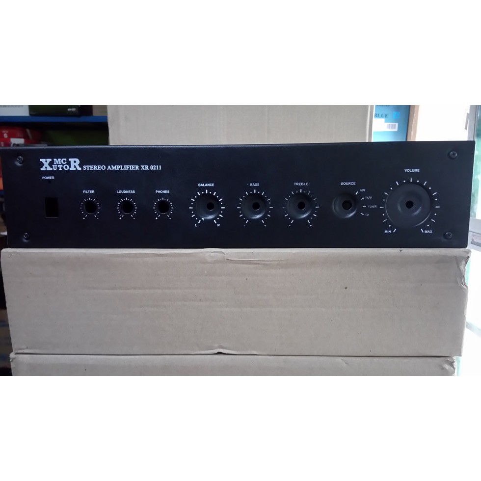 BOX POWER AMPLIFIER PROFESIONAL SOUND SYSTEM XUTOR XR0211 TEBAL
