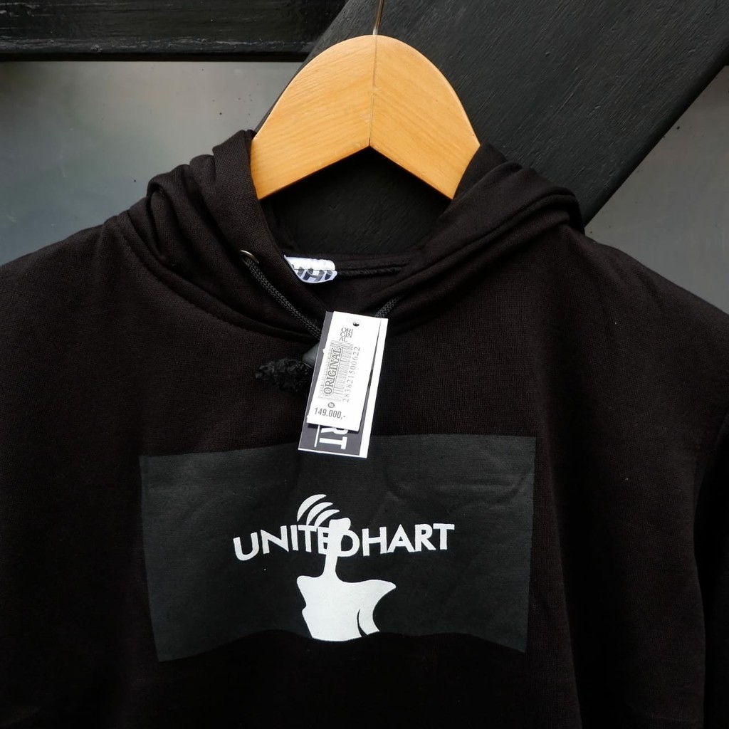 JAKET SWEATER HOODIE PRIA UH UNITED HART HITAM