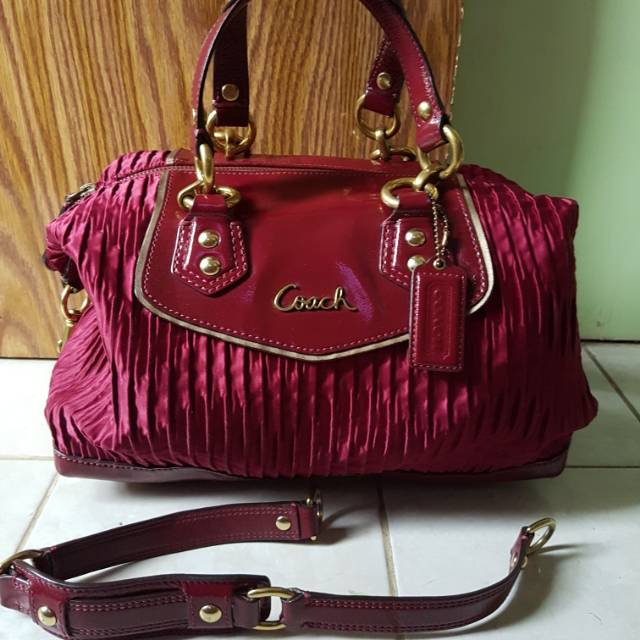 Preloved coach original