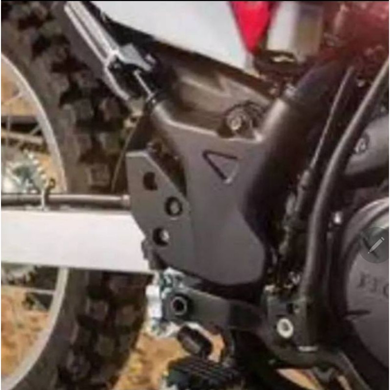 TUTUP CHASIS CRF 150 COVER RANGKA CRF TUTUP RANGKA CRF 150