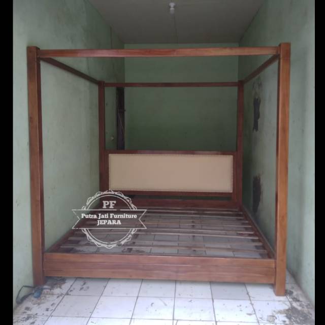 Tempat tidur jati klasik - Dipan kelambu model simpel minimalis ukuran 180cm