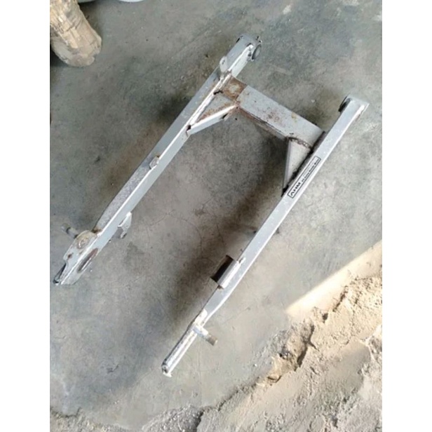 swing arm karisma x,karisma d original