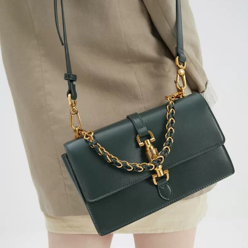 CK Single Chain Handle Shoulder Bag