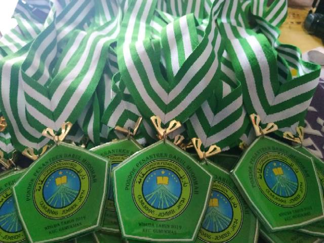 MURAH KALUNG KELULUSAN Kalung wisuda Medali Wisuda Akrilik Coating Resin Lycal Pita