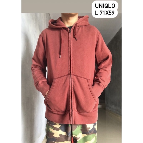 zipper uniqlo second