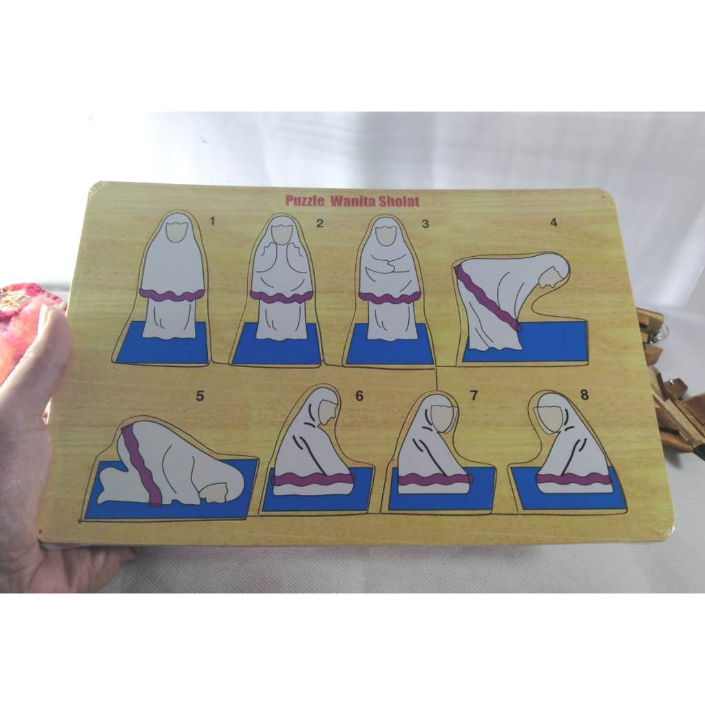 PUZZLE KAYU / MAINAN EDUKASI / PUZZLE GAMBAR GERAKAN SHOLAT WANITA. RIENS COLLECTIONS