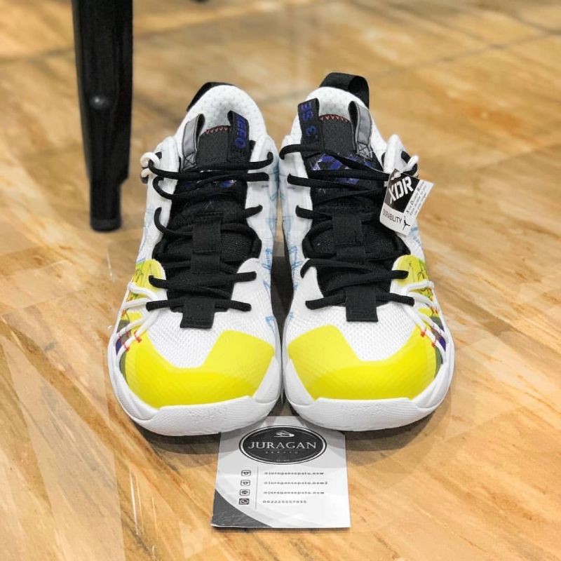 Jordan Why Not Zer0.3 SE &quot;Primary Colors&quot;