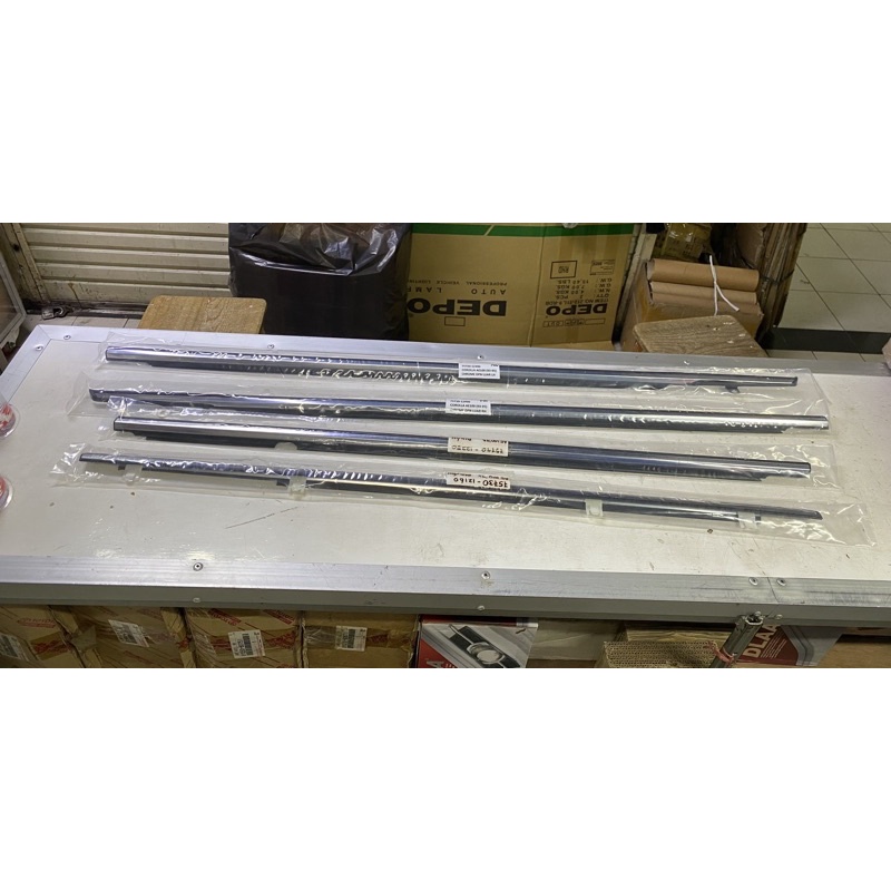 pelipit kaca-pelipit pintu corolla great set 4 pintu