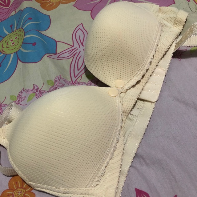 Bra menyusui Chelyne