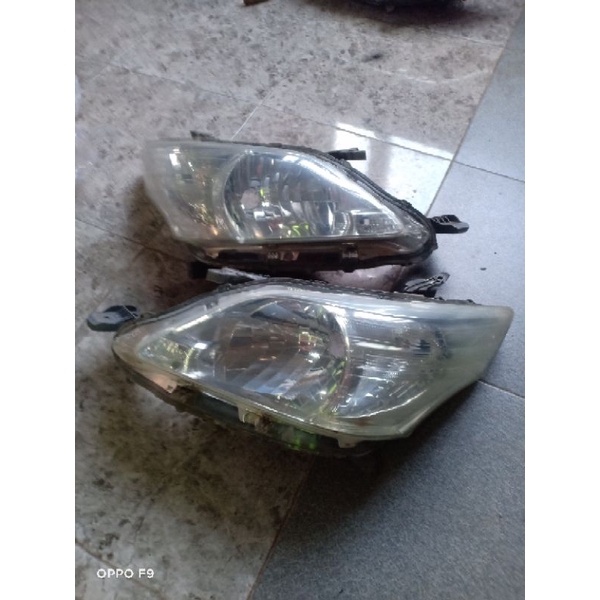 head lamp lampu depan Toyota grand Innova 2012 2015