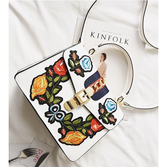 TAS GUCCI SOSIALITA GUCCI FLOWER FASHION IMPOR LG2676 GUCCI CAKEP GUCCI TRENDI GUCCI SYLVIE FLORAL