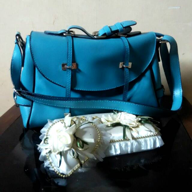 Preloved tas biru
