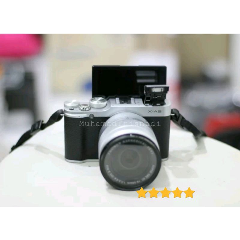 Camer Kamera Mirrorless Fujifilm XA2 Lensa 16-50mm Hitam Silver Murah