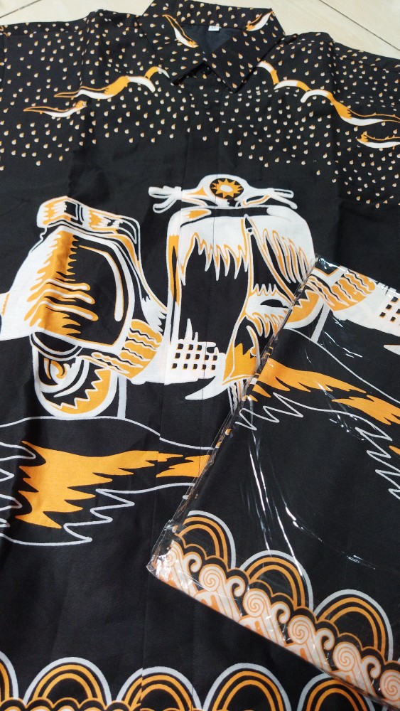 Batik Solo Setelan Sarung Kemeja