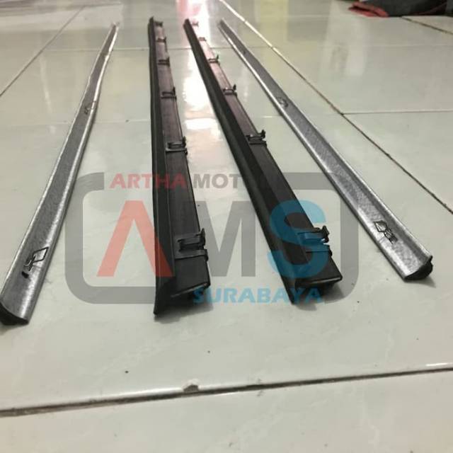 Karet pelipit list kaca  wheater strip Carry  Extra 1 0  