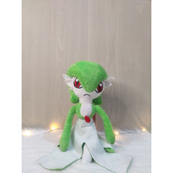 Boneka Pokemon Gardevoir
