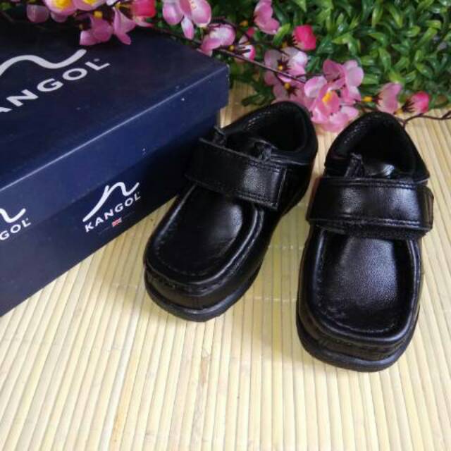 KANGOL Sepatu anak laki-laki hitam size 24