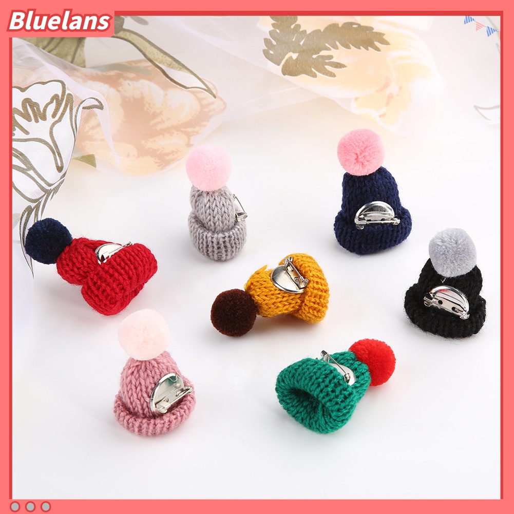 Bros Pin Bentuk Topi Rajut Pom Pom Tema Natal Untuk Wanita