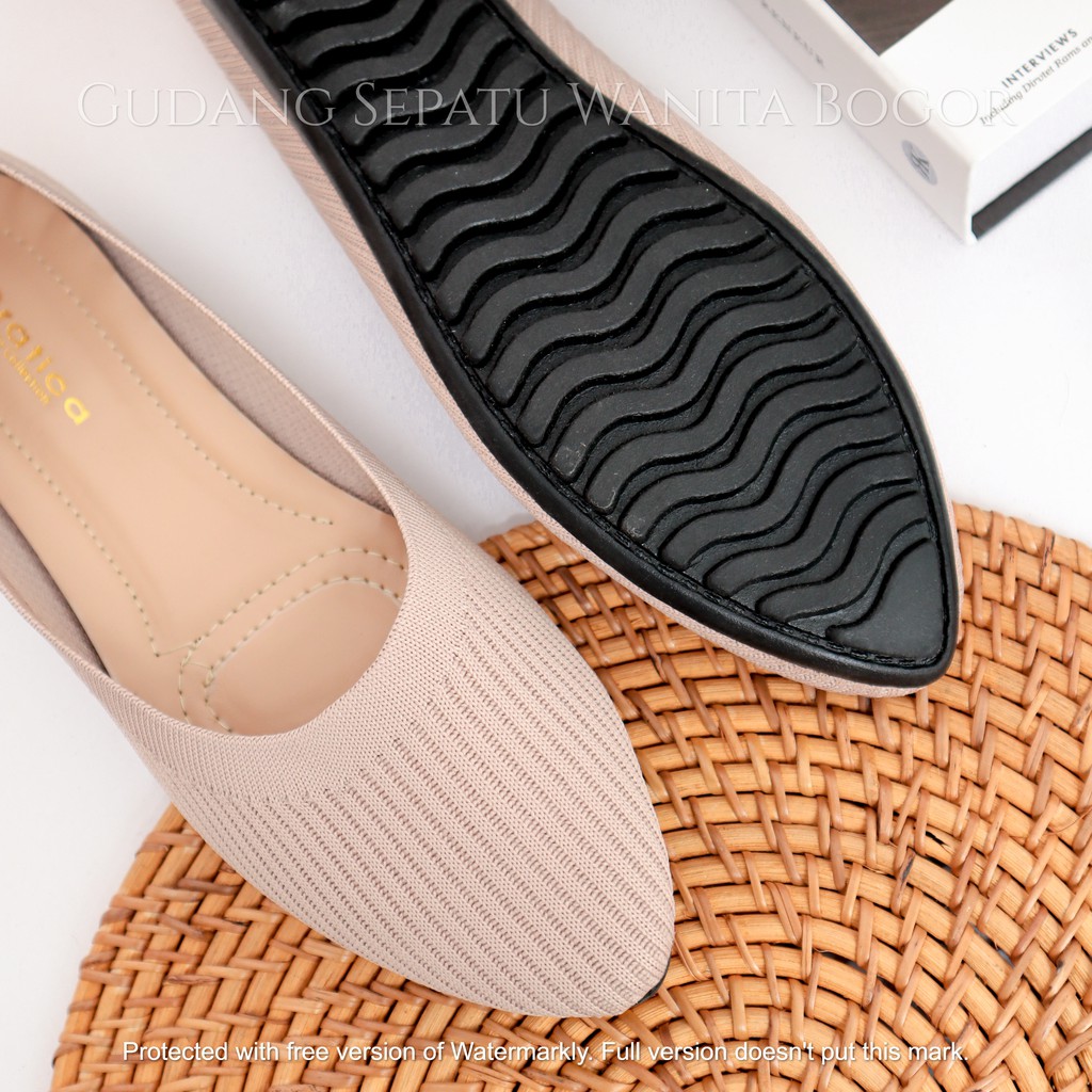 Gratica Sepatu Wanita Flat Shoes Rajut Lancip AM 72